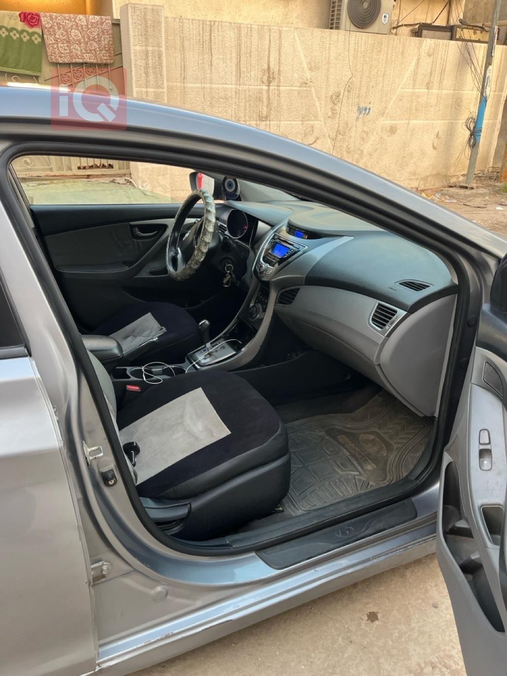 هیوندای ئەلەنترا